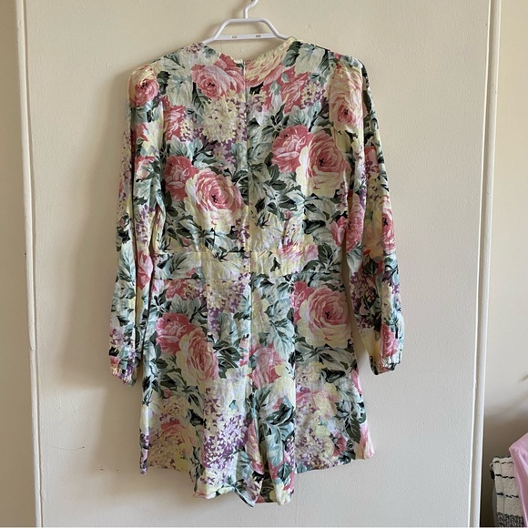 Faithfull Playsuit/Romper Linen Floral - Medium - Picture 2 of 6